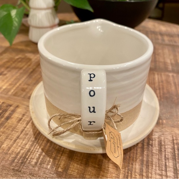 NWT Mud Pie Stoneware Saucer Boat - Picture 5 of 7